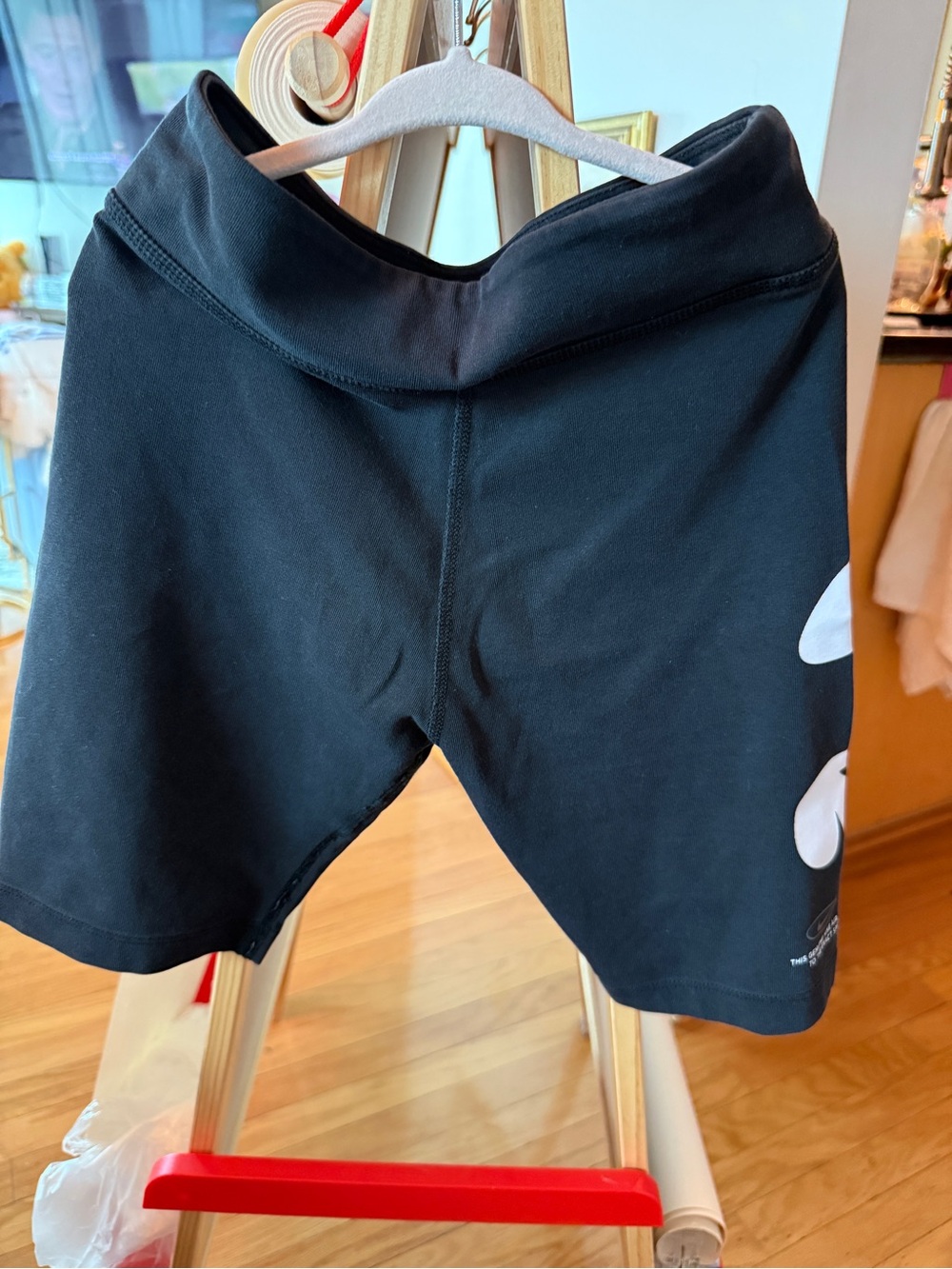 Nike girls shorts size M (5-7)